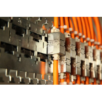 INFRALAN® Haltepanel 19 Zoll verzinkt zur Aufnahme von 2